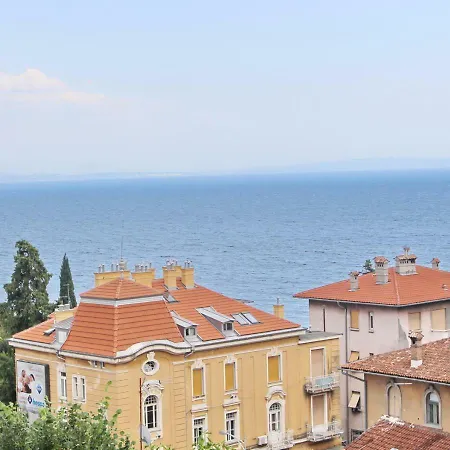 Penthouse Ivana Apartment Opatija